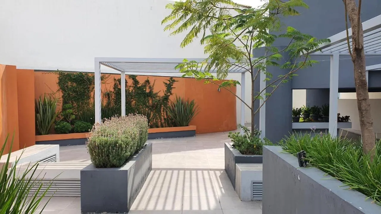 Departamento Nuevo Y Centrico Con Ambiente Familiar En Guadalajara Apartment 0*,