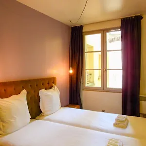 https://buffon-301-studio-tout-quip-et-spacieux-2p-05.fr-paris.fr